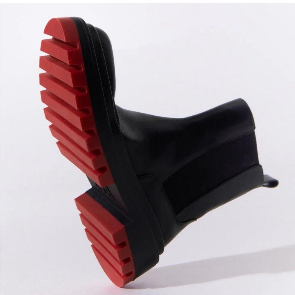 Lug sole boots